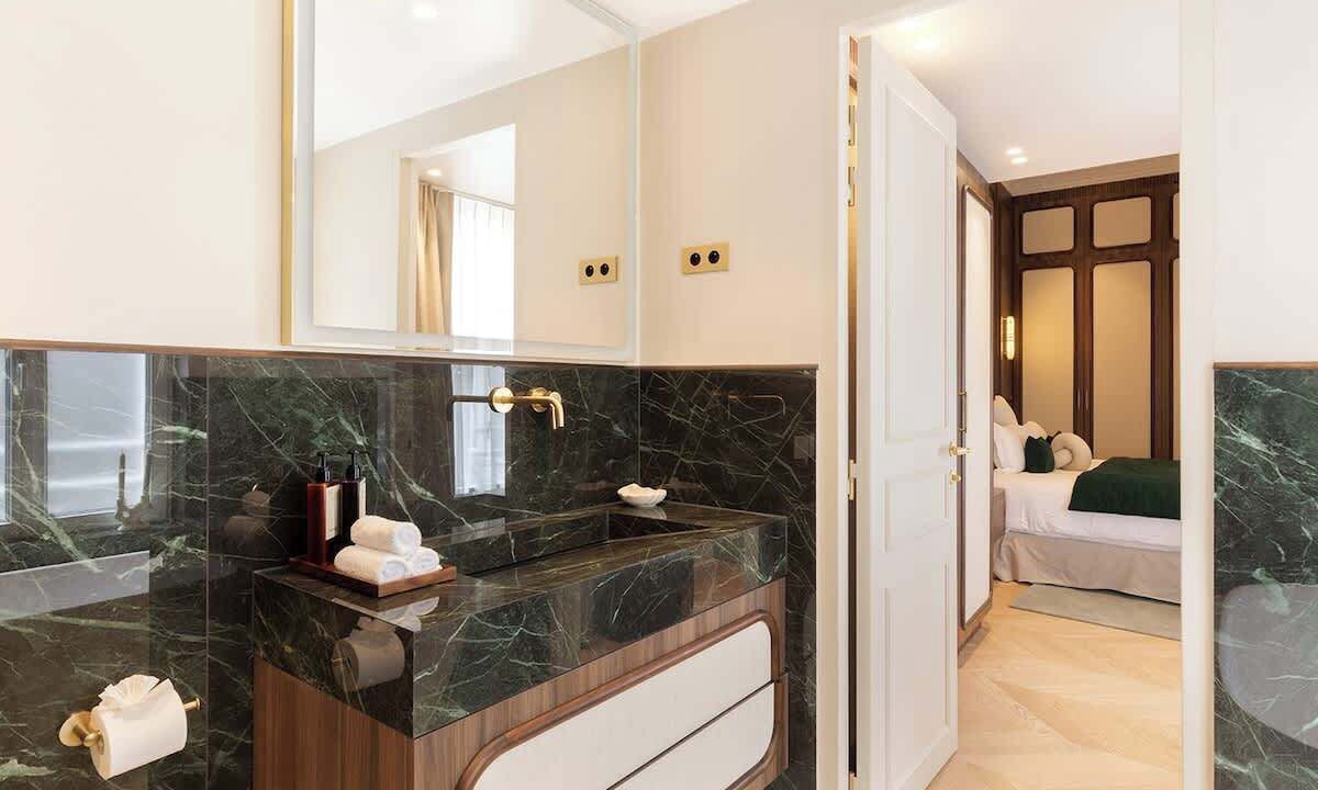 Photo of Bathroom in Les Halles