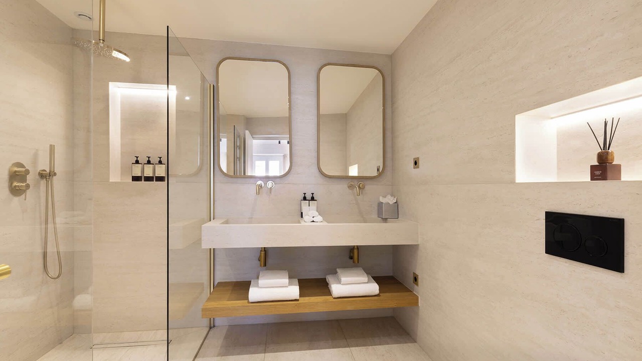 Photo of Bathroom in Madeleine