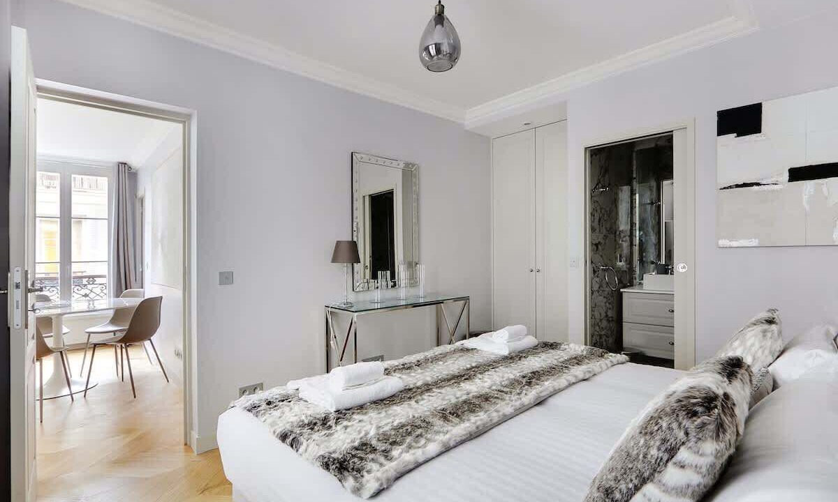 Photo of Bedroom in Madeleine