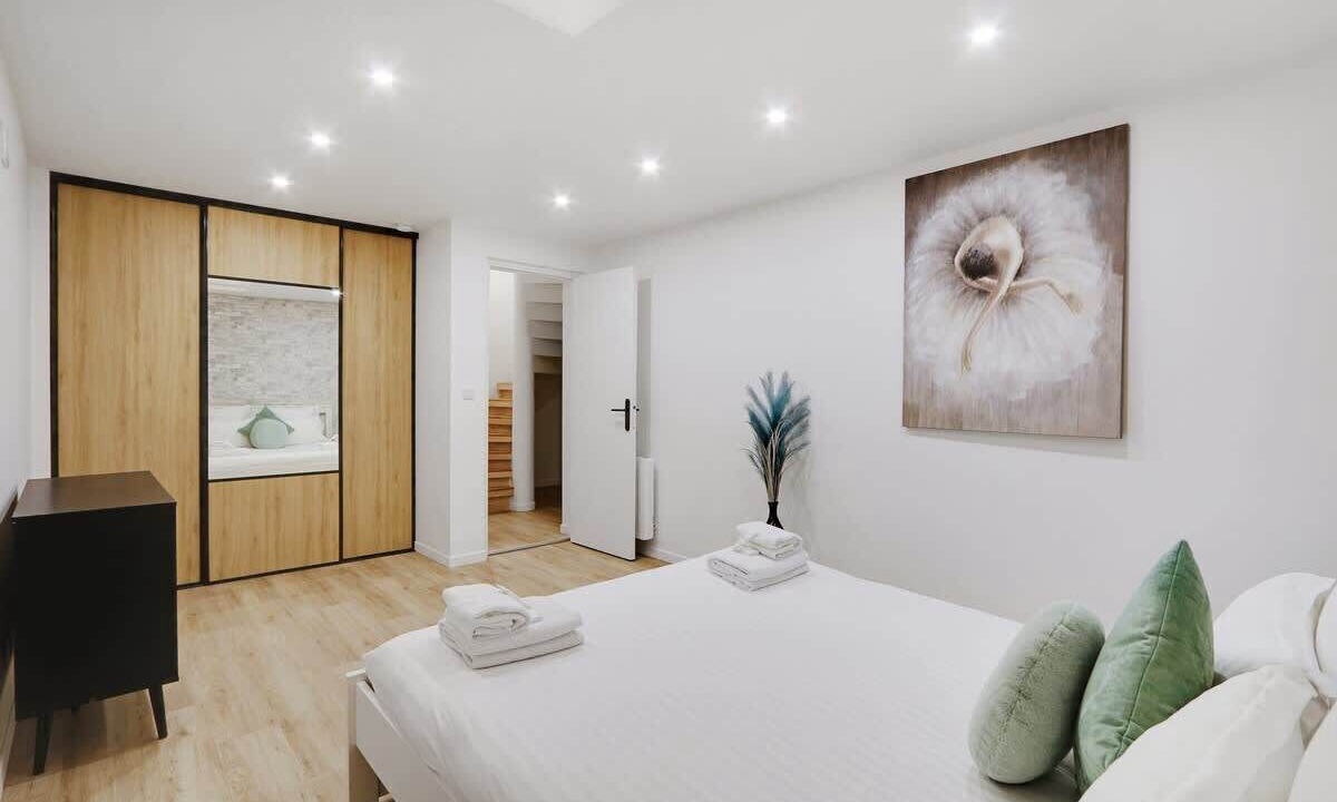 Photo of Bedroom in Quartier de la Goutte-d'Or