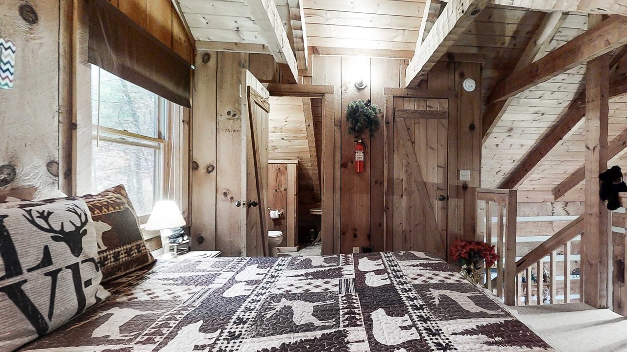 Photo of Bedroom in Smoky Mountains
