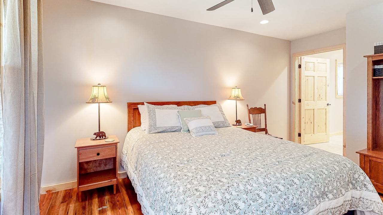 Photo of Bedroom in Townsend