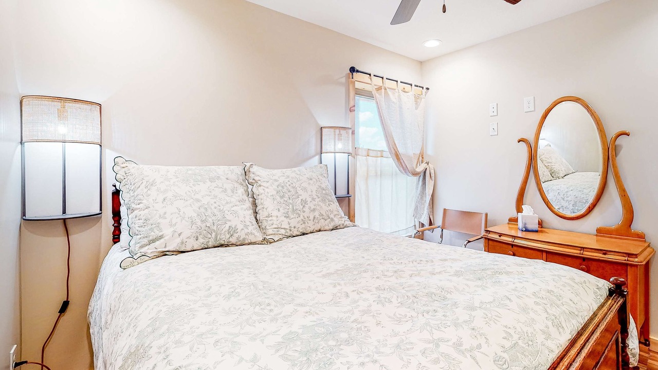 Photo of Bedroom in Townsend