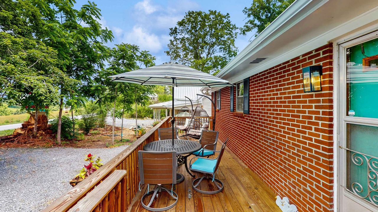Photo of Outdoor in Lone Mountain