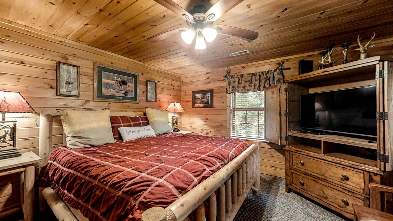 Photo of Bedroom in Sevierville