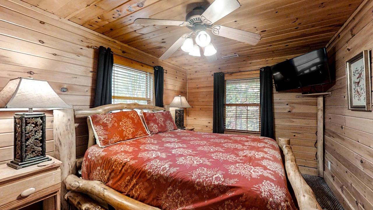 Photo of Bedroom in Sevierville