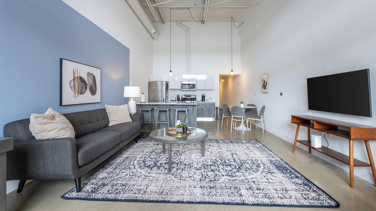 Photo of Livingroom in Royal Oak