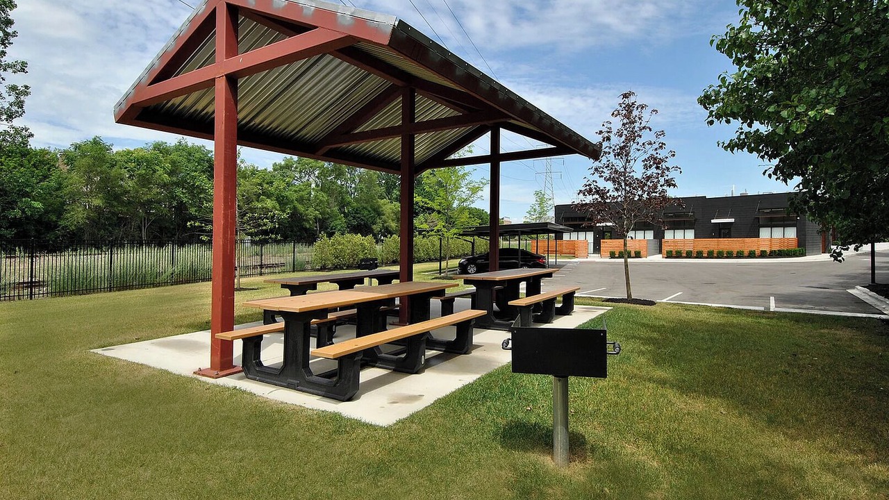 Photo of Outdoor in Royal Oak