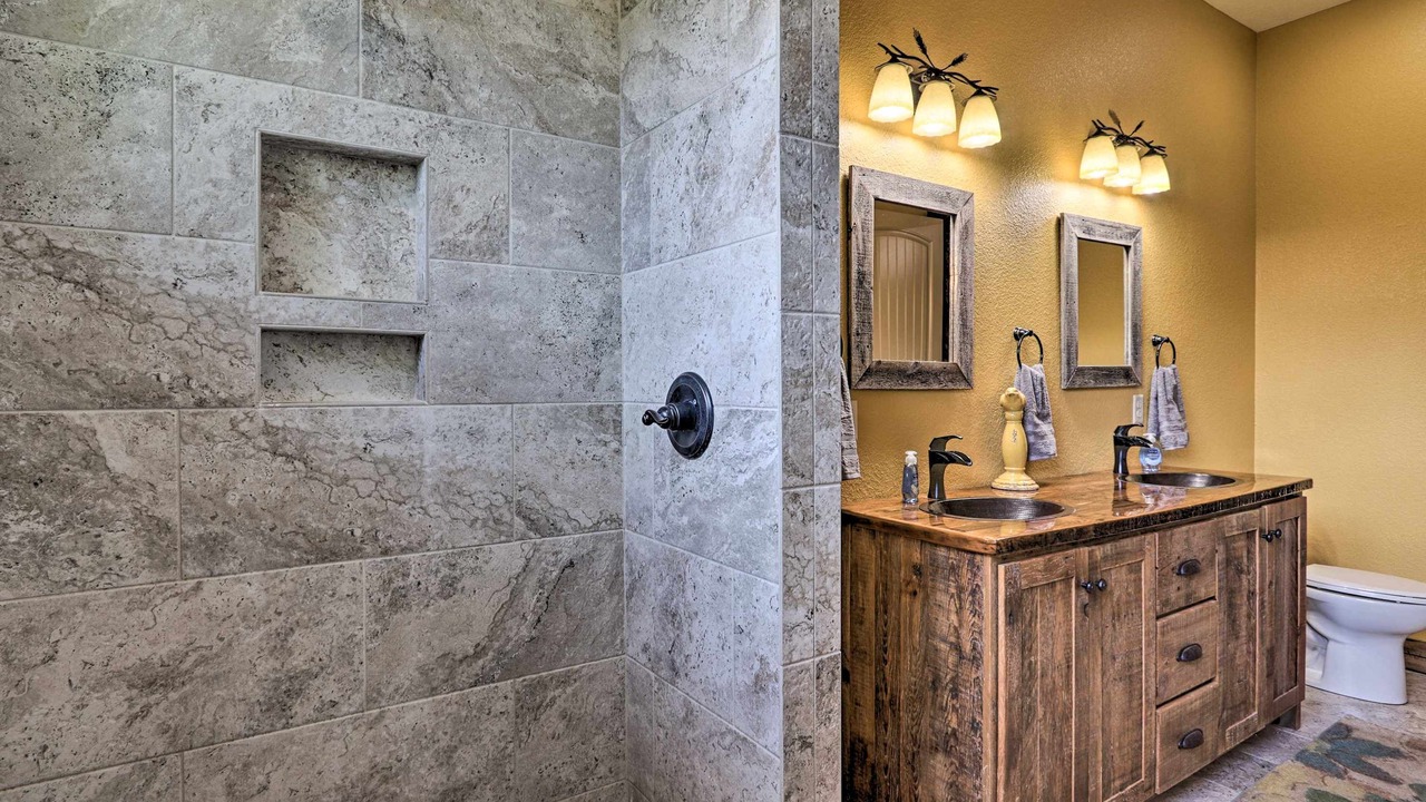 Photo of Bathroom in Tazewell