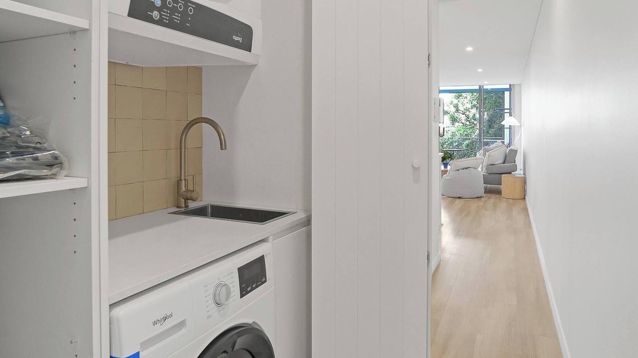 Photo of Others in Lilyfield