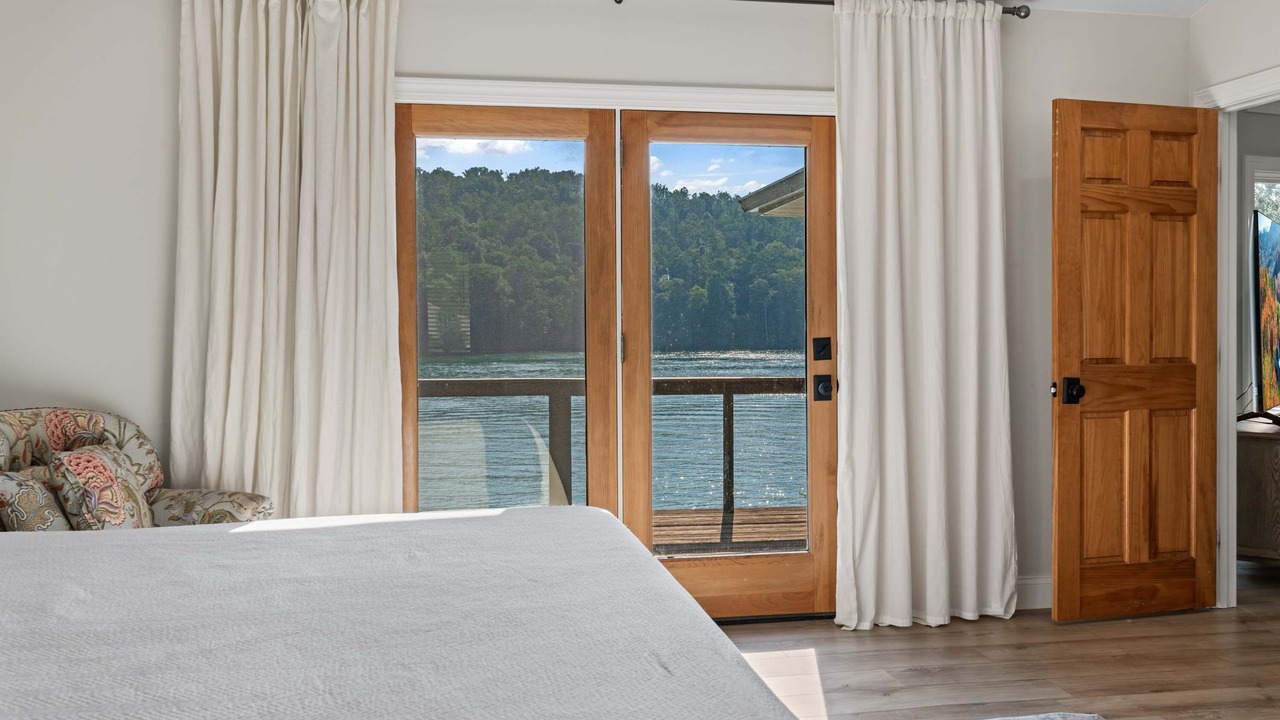 Photo of Bedroom in La Follette