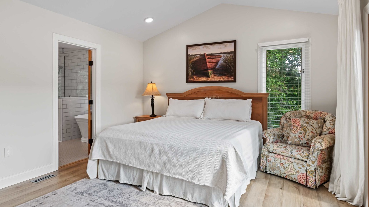 Photo of Bedroom in La Follette