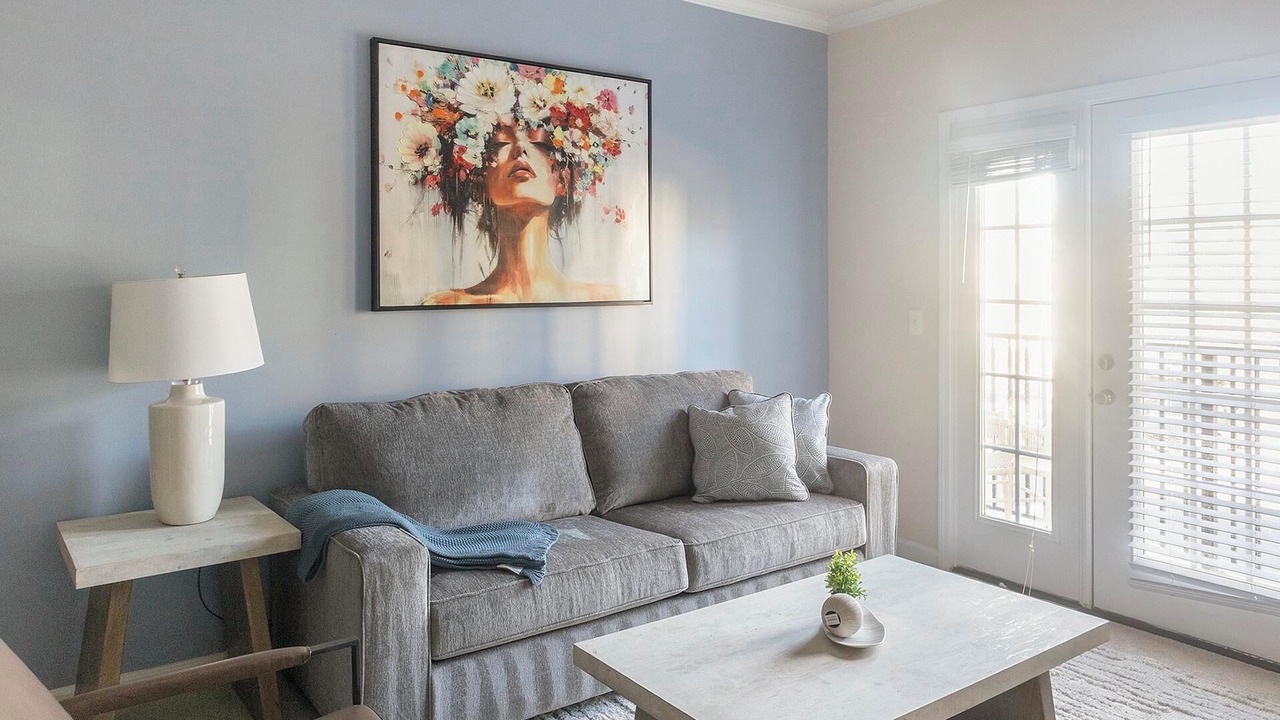 Photo of Livingroom in Hillsborough