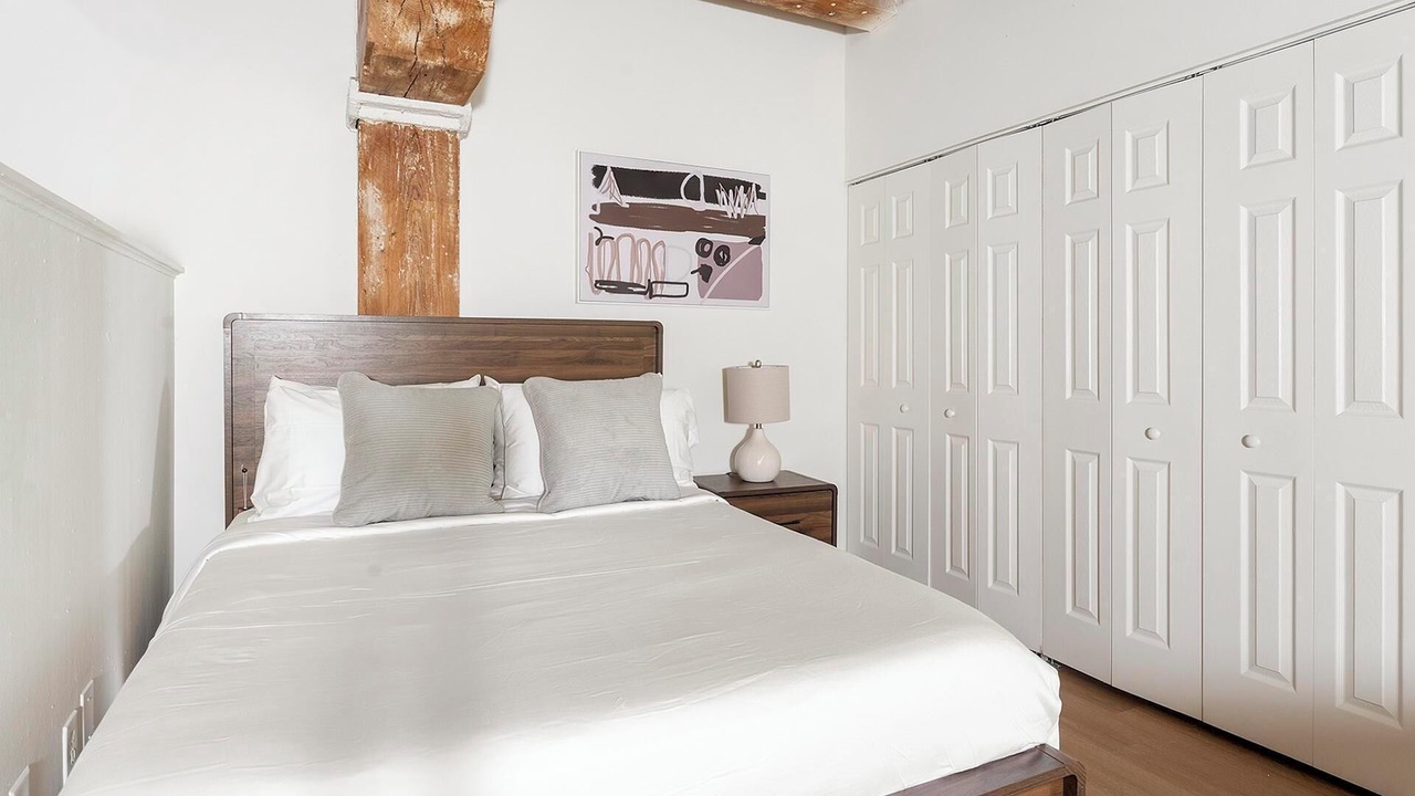 Photo of Bedroom in Downtown Baltimore