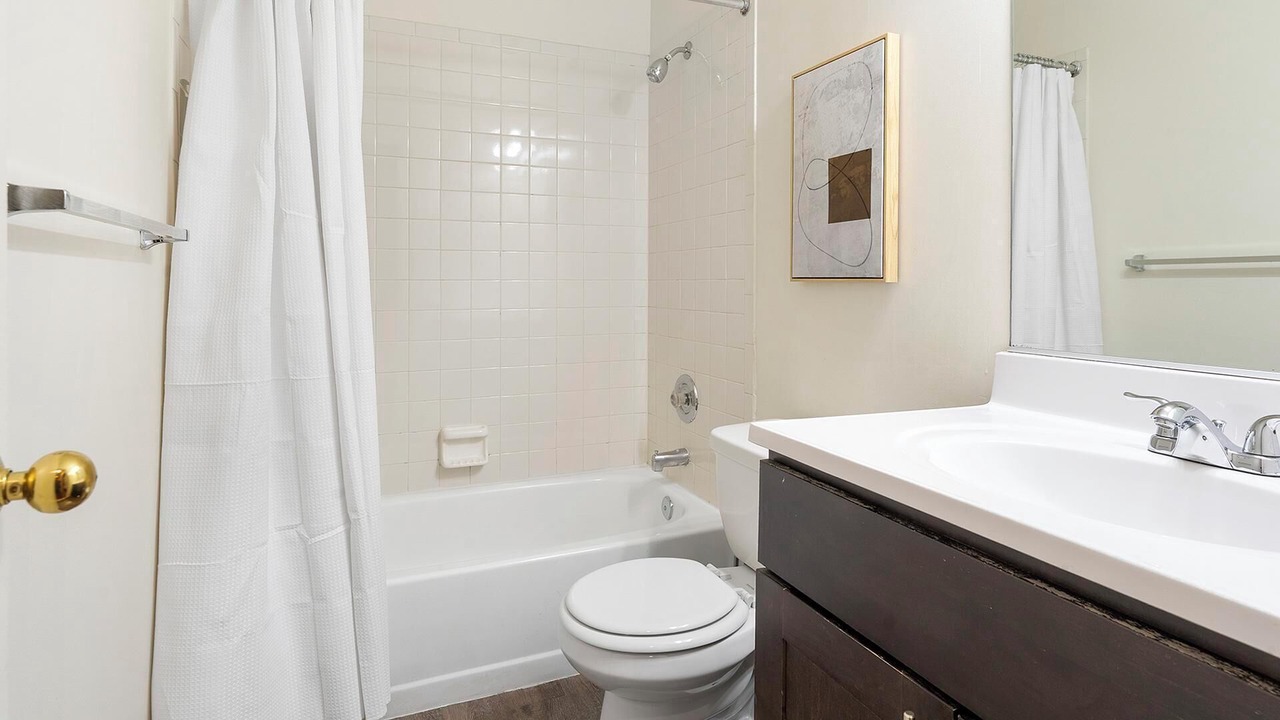 Photo of Bathroom in Downtown Baltimore