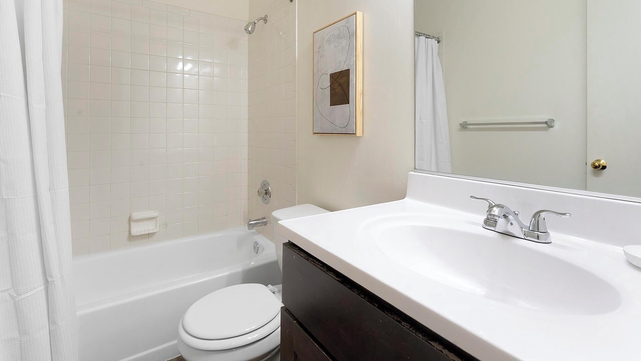 Photo of Bathroom in Downtown Baltimore