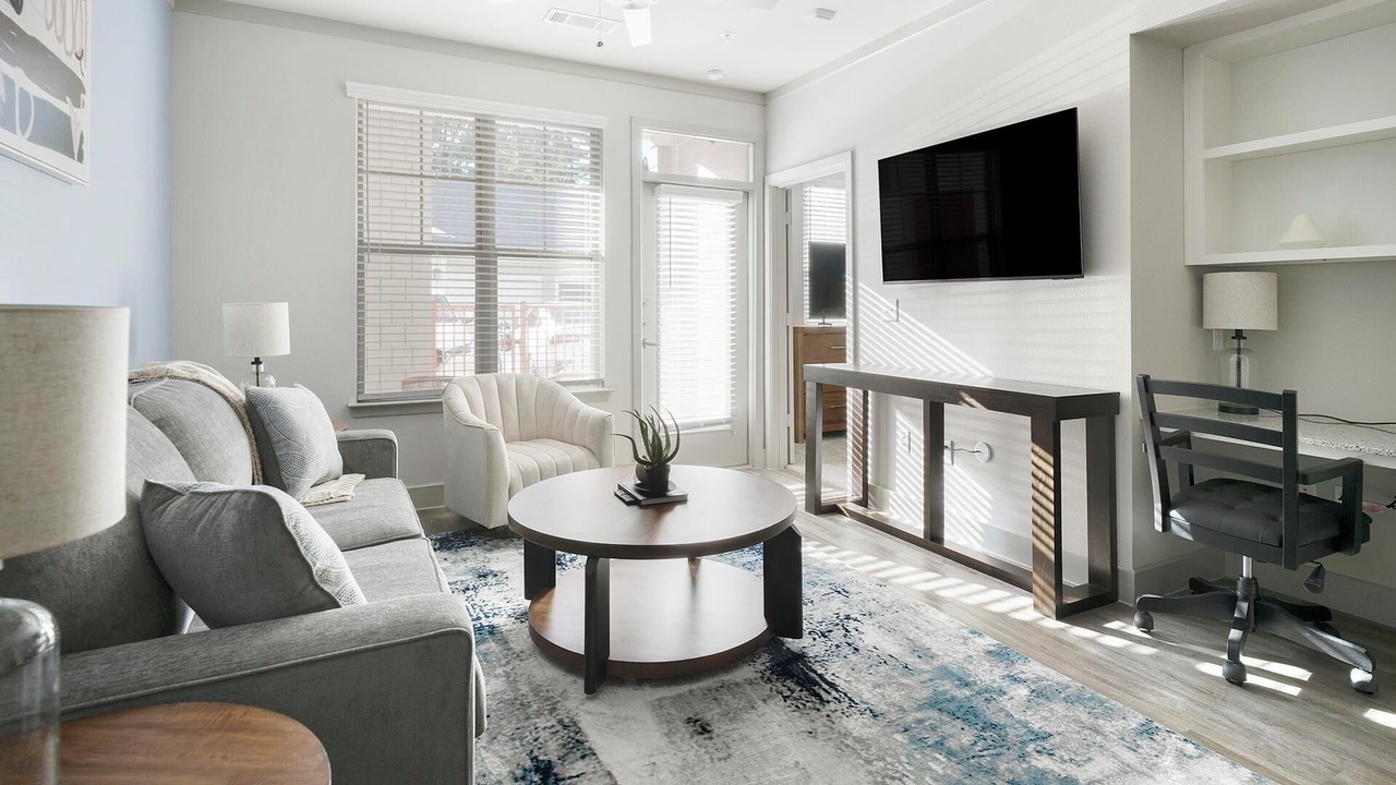 Photo of Livingroom in Spring