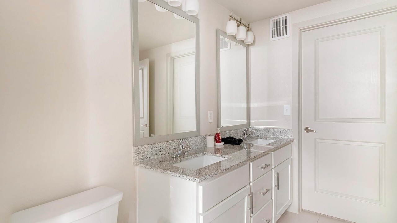 Photo of Bathroom in Spring