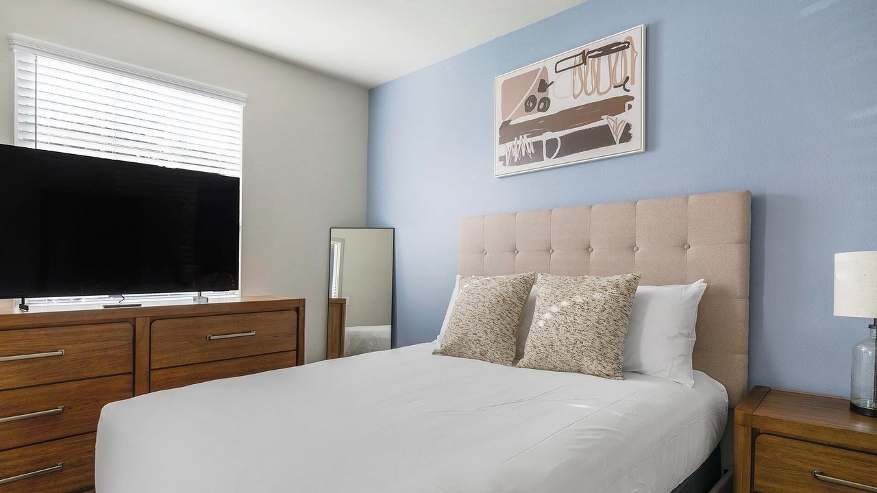 Photo of Bedroom in Spring
