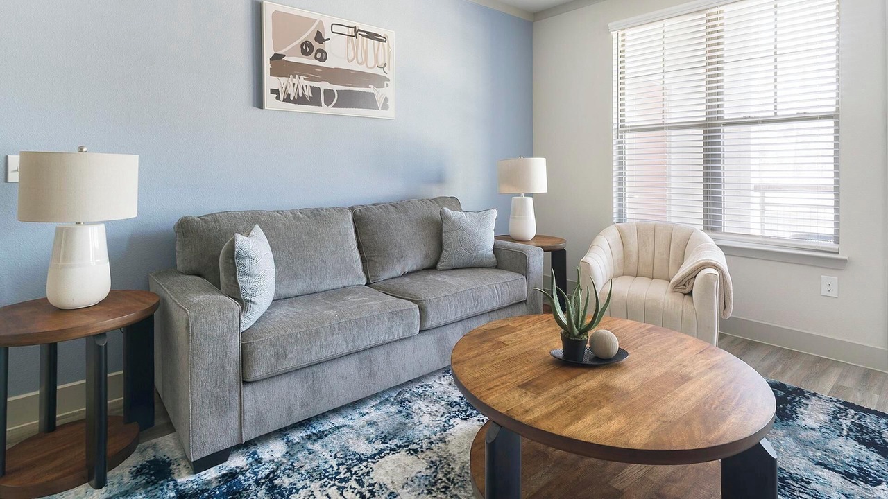Photo of Livingroom in Spring
