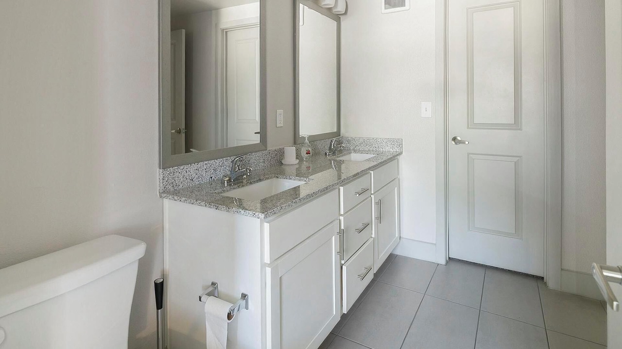 Photo of Bathroom in Spring