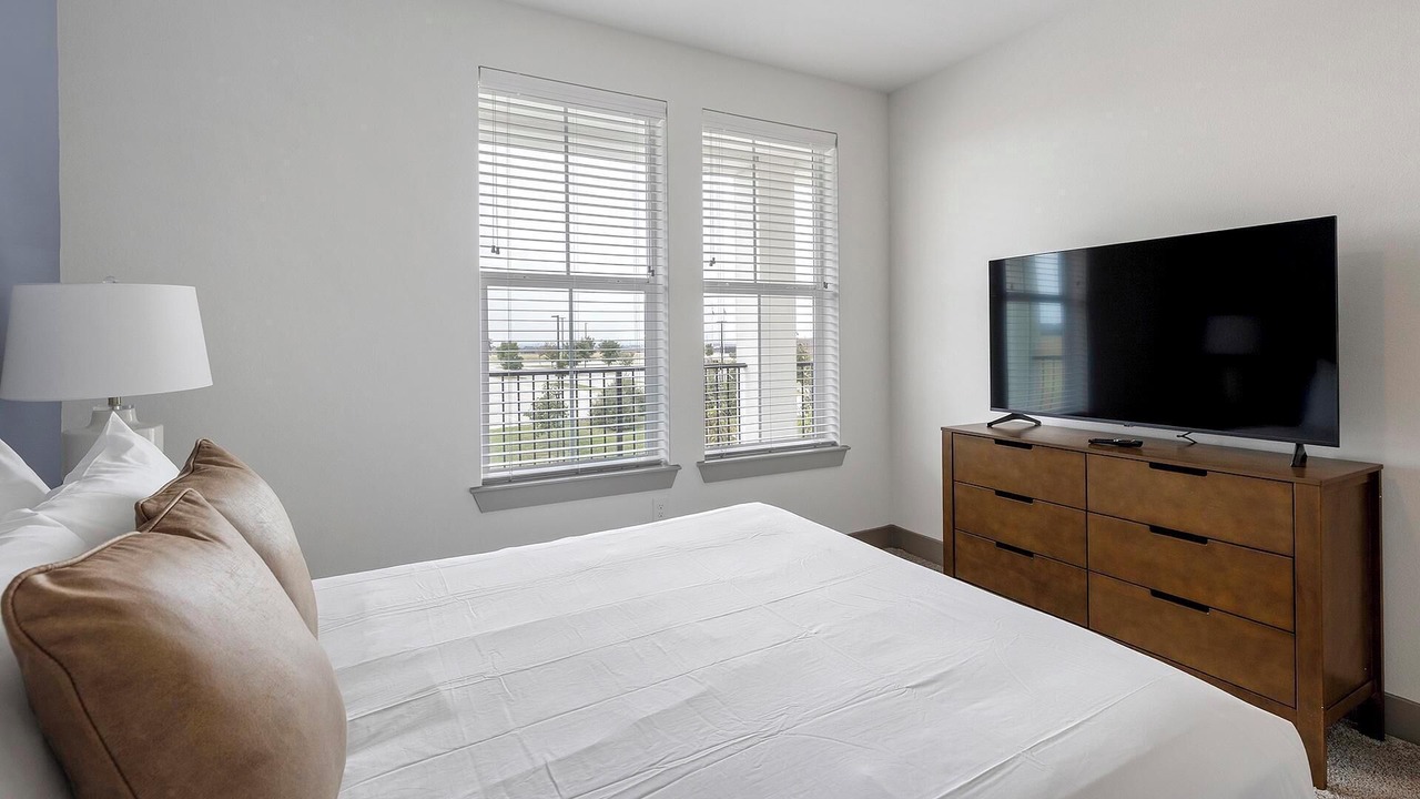 Photo of Bedroom in Weston