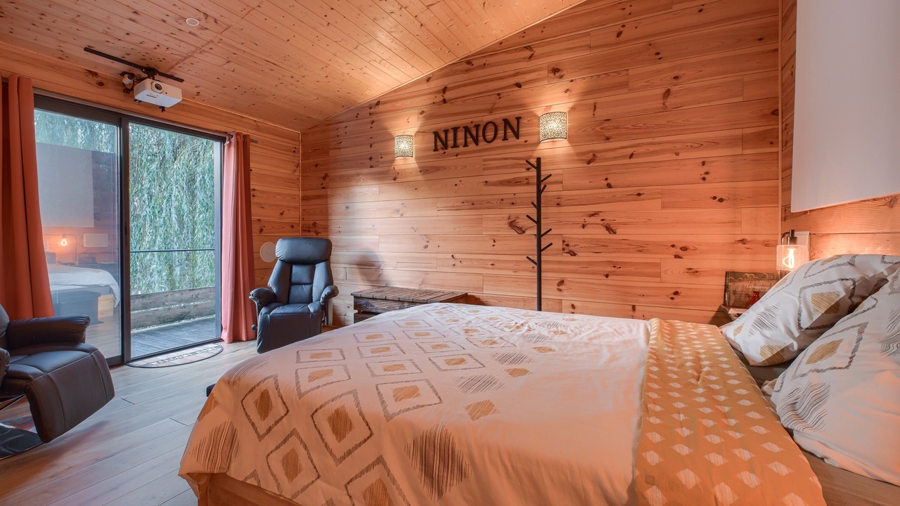 Photo of Bedroom in La Haie-Traversaine