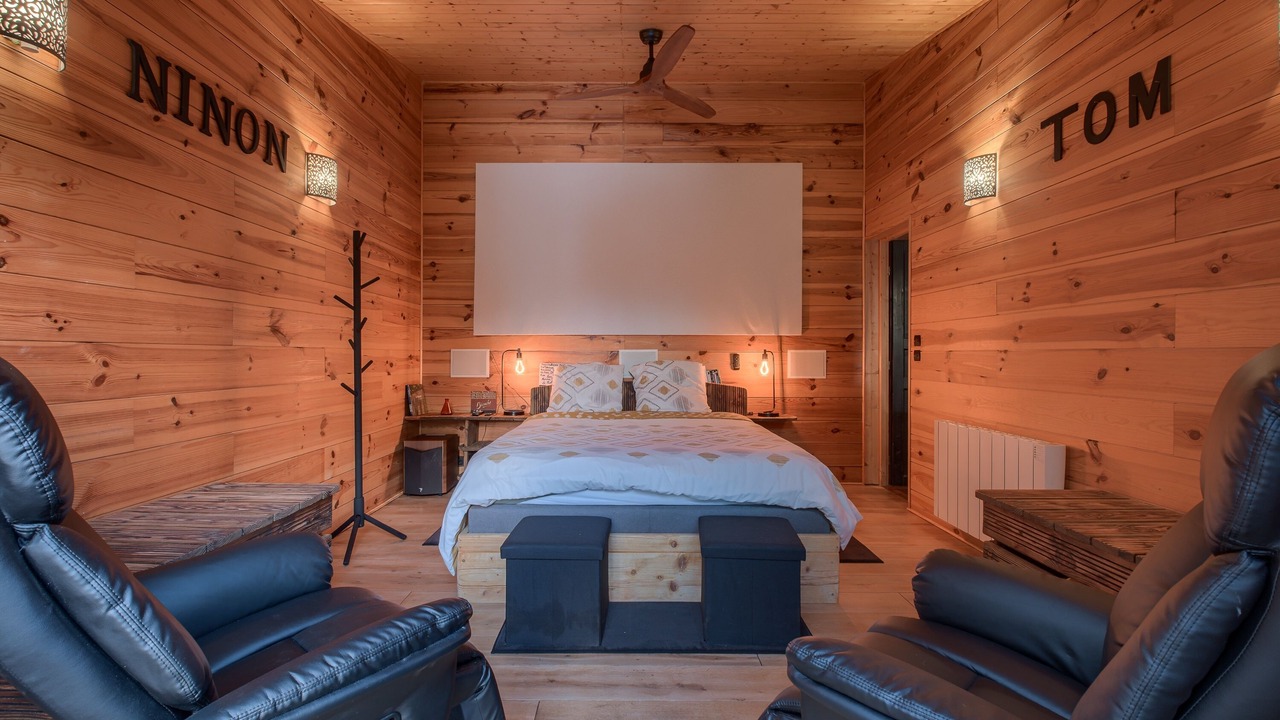 Photo of Bedroom in La Haie-Traversaine