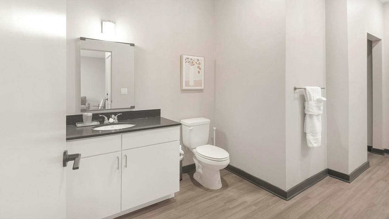 Photo of Bathroom in Pinch District