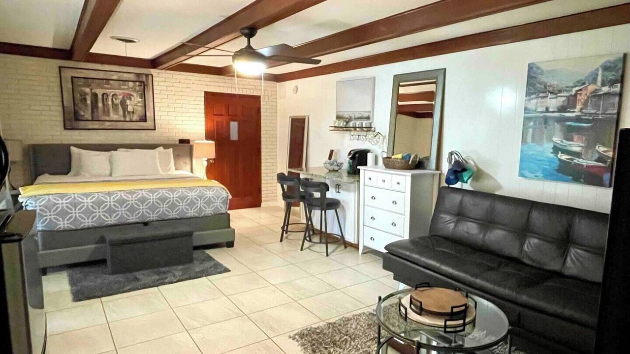 Photo of Bedroom in Tallahassee