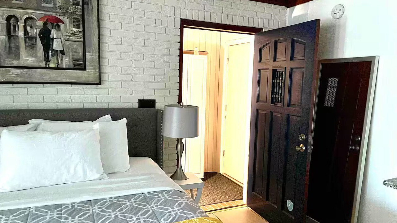 Photo of Bedroom in Tallahassee