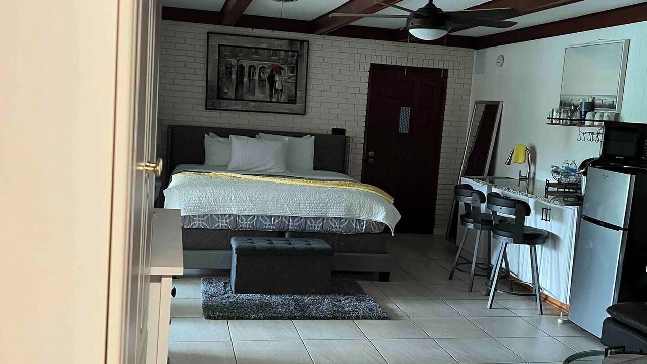Photo of Bedroom in Tallahassee