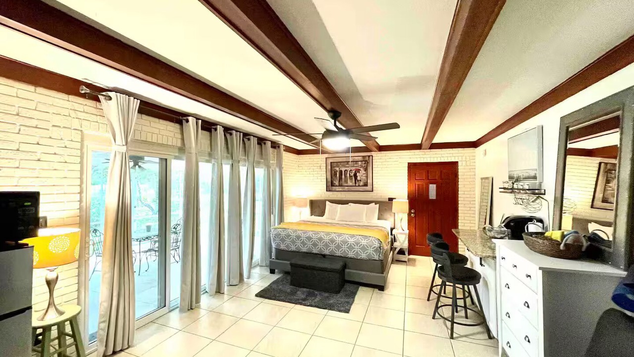 Photo of Bedroom in Tallahassee