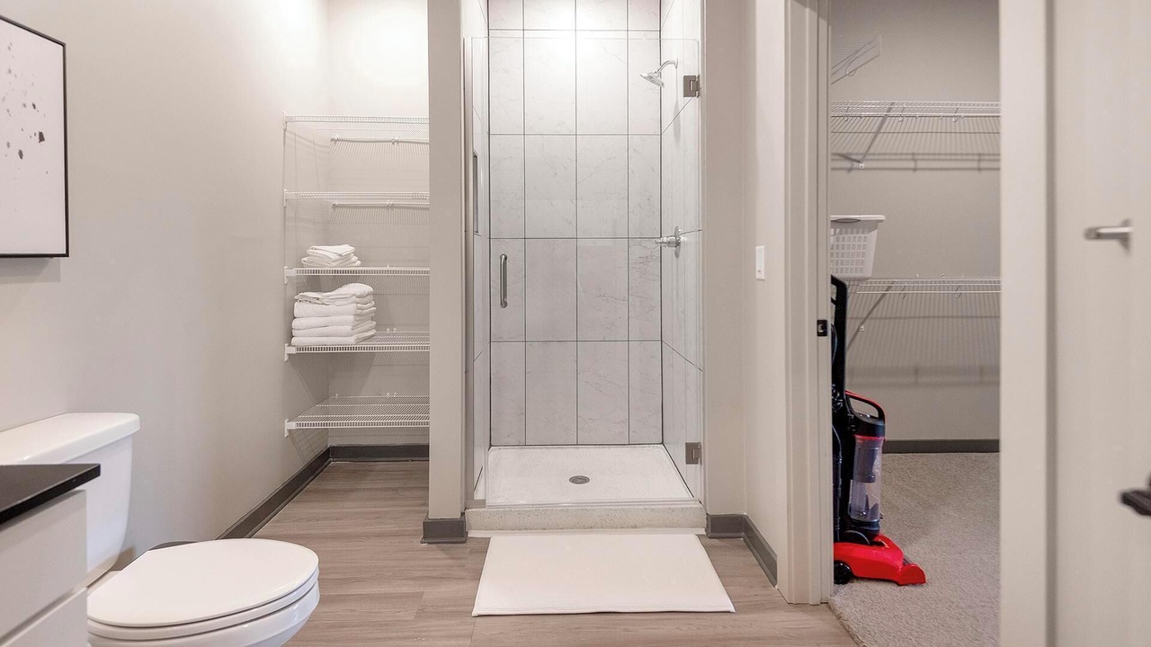 Photo of Bathroom in Pinch District