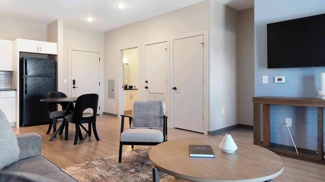 Photo of Livingroom in Pinch District
