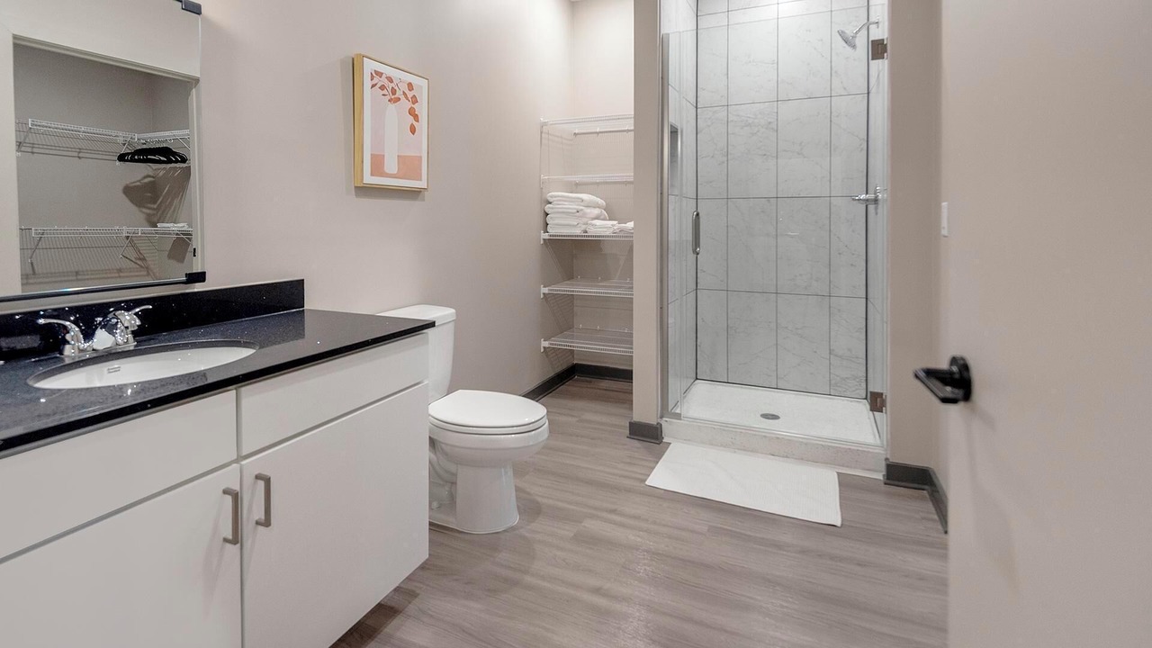 Photo of Bathroom in Pinch District