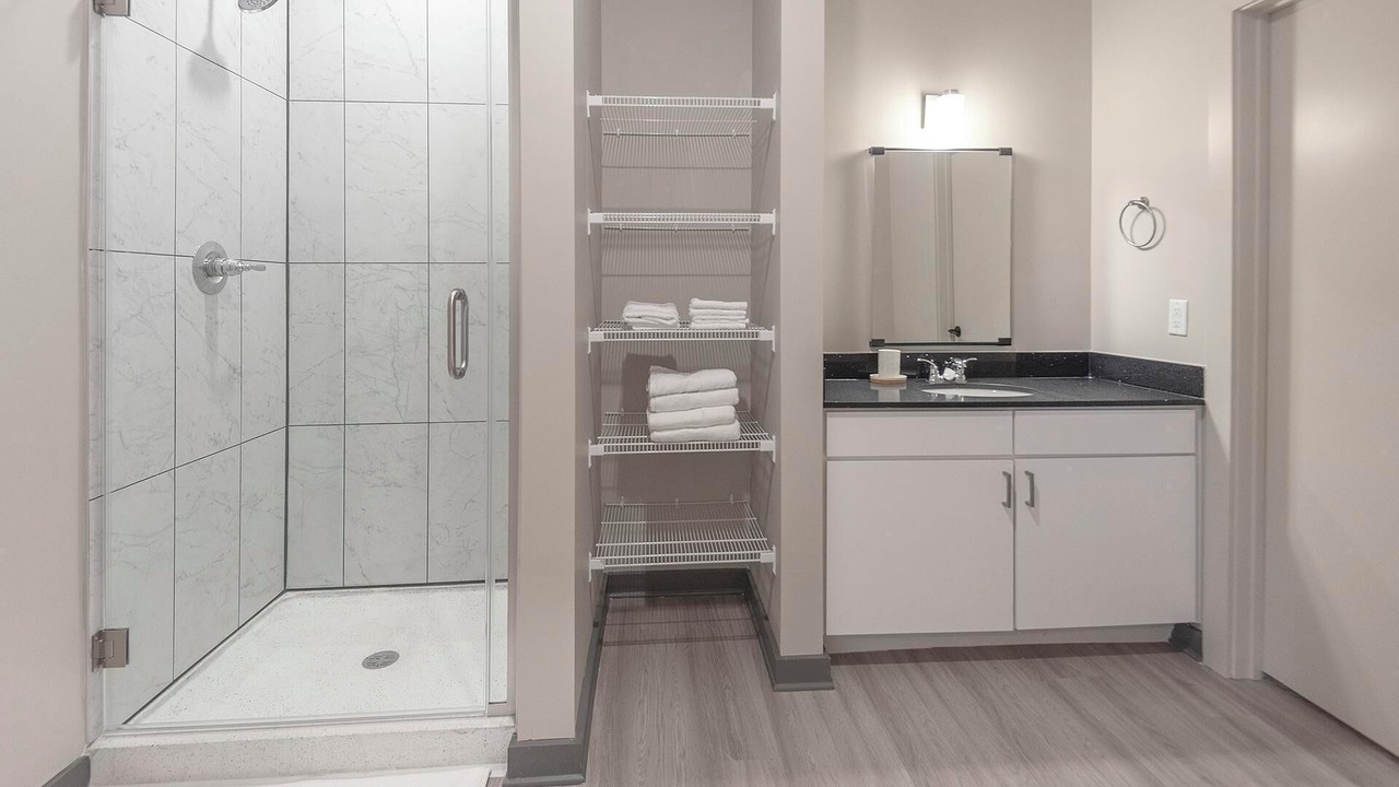 Photo of Bathroom in Pinch District