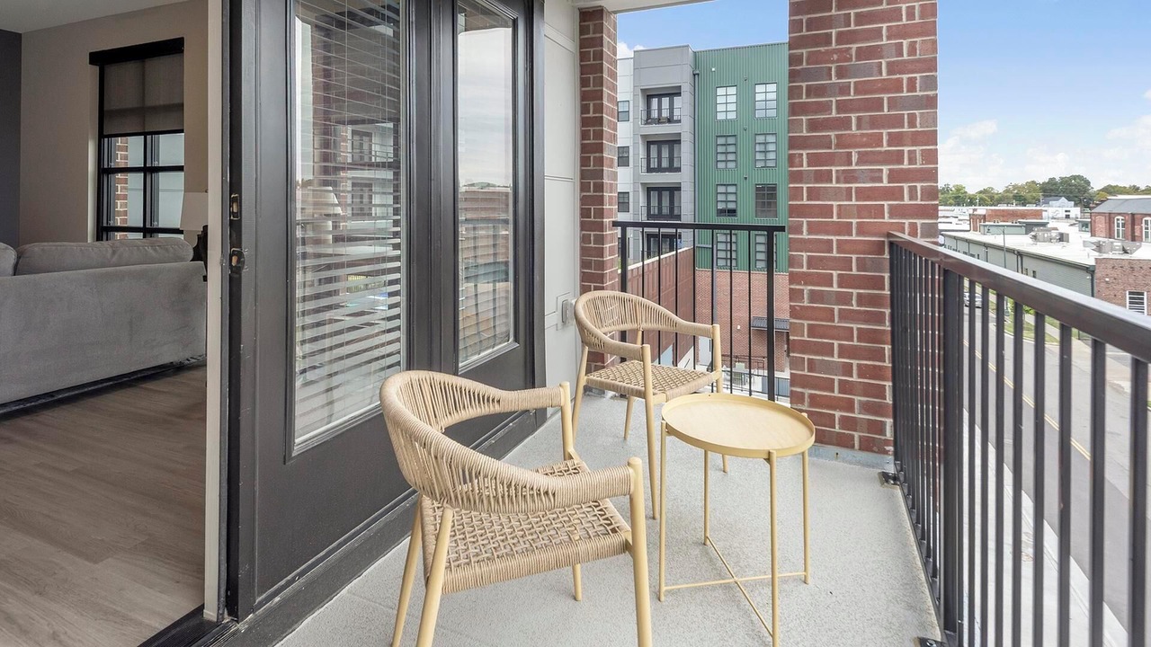 Photo of Outdoor in Pinch District