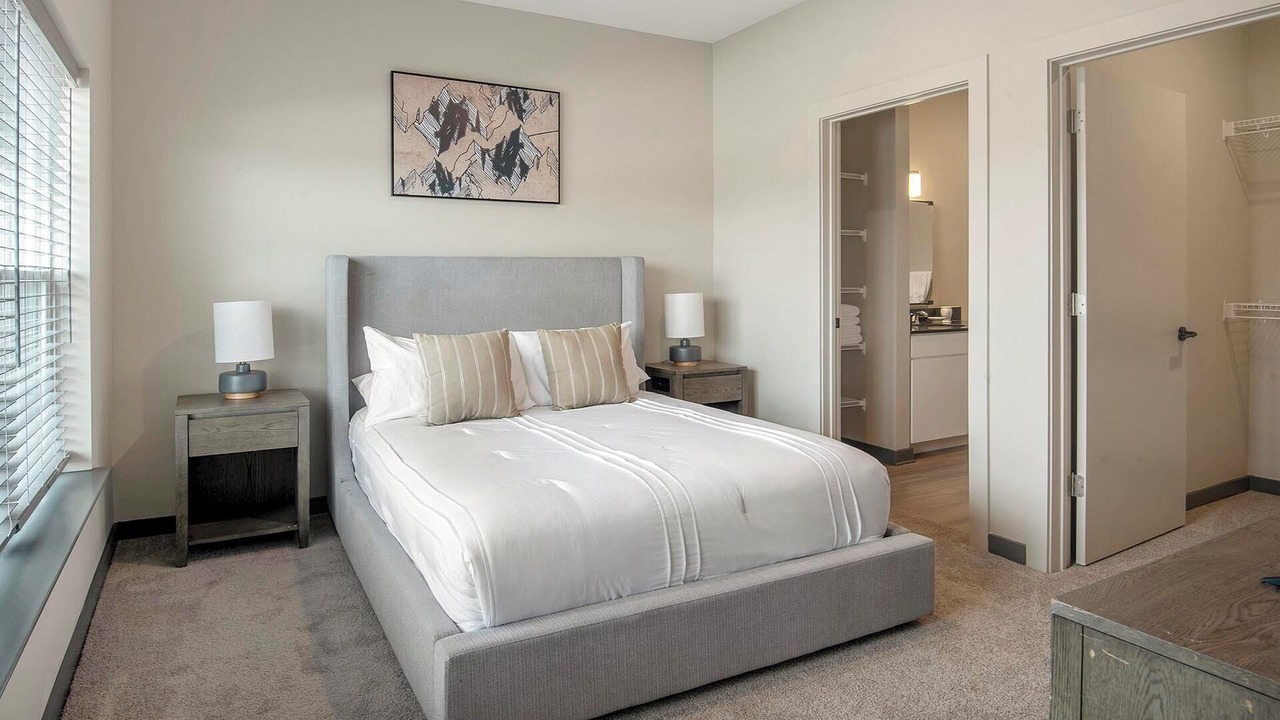 Photo of Bedroom in Pinch District