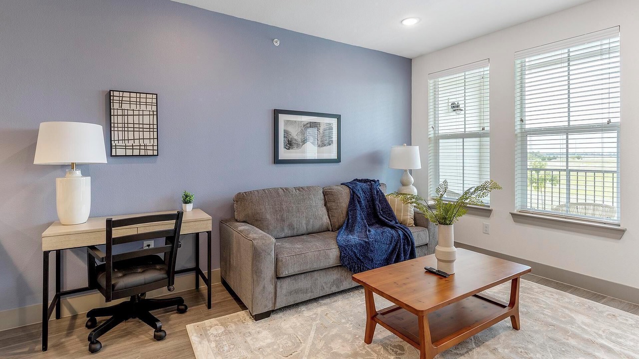 Photo of Livingroom in Weston