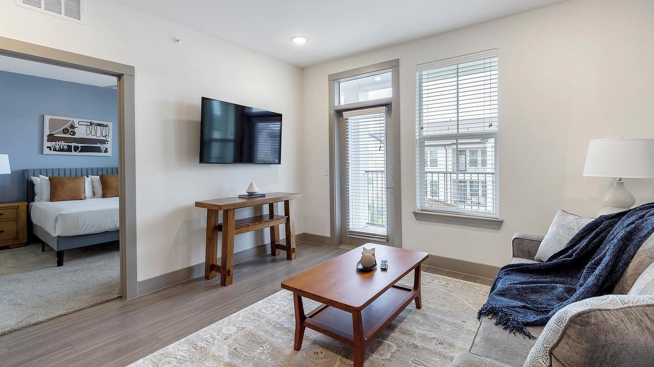 Photo of Livingroom in Weston