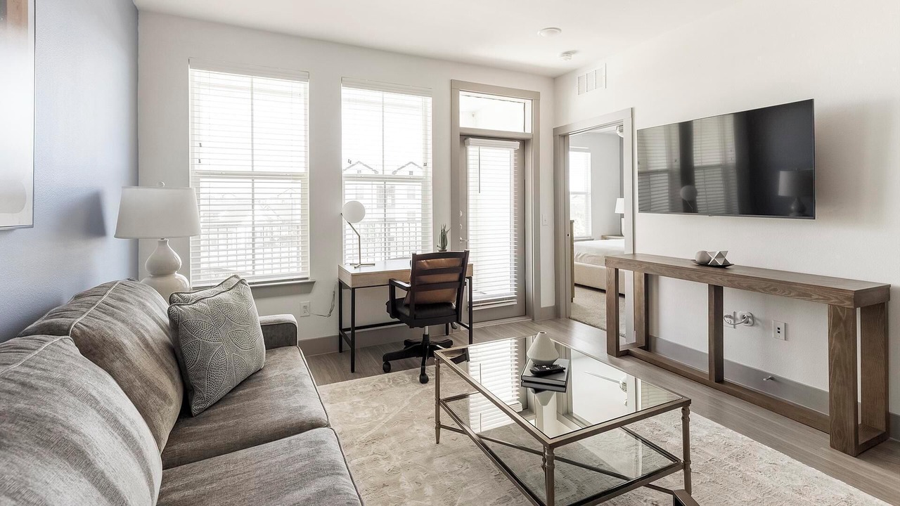 Photo of Livingroom in Weston
