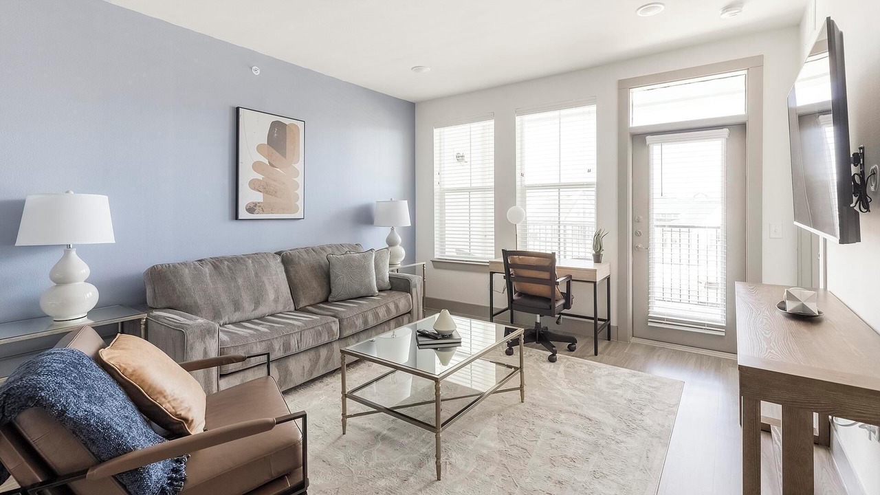 Photo of Livingroom in Weston