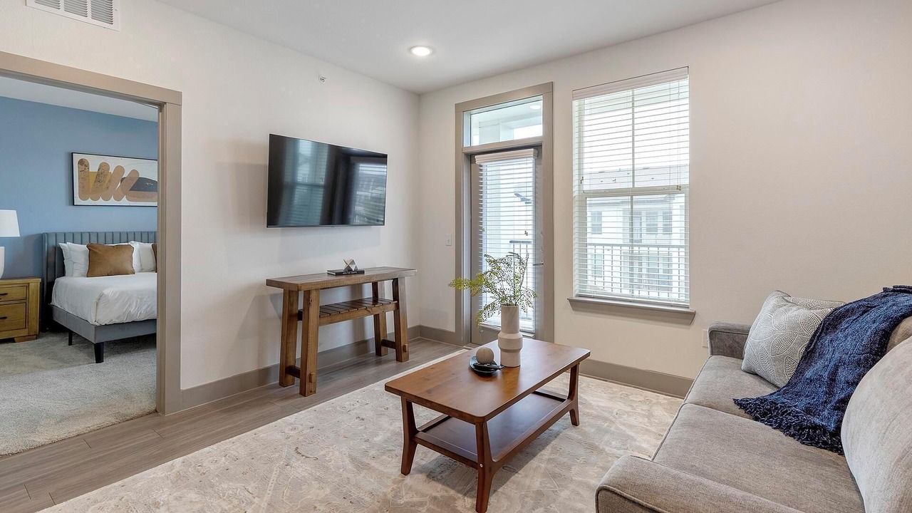 Photo of Livingroom in Weston