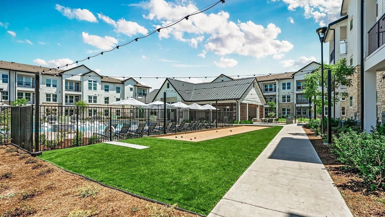 Photo of Outdoor in Weston