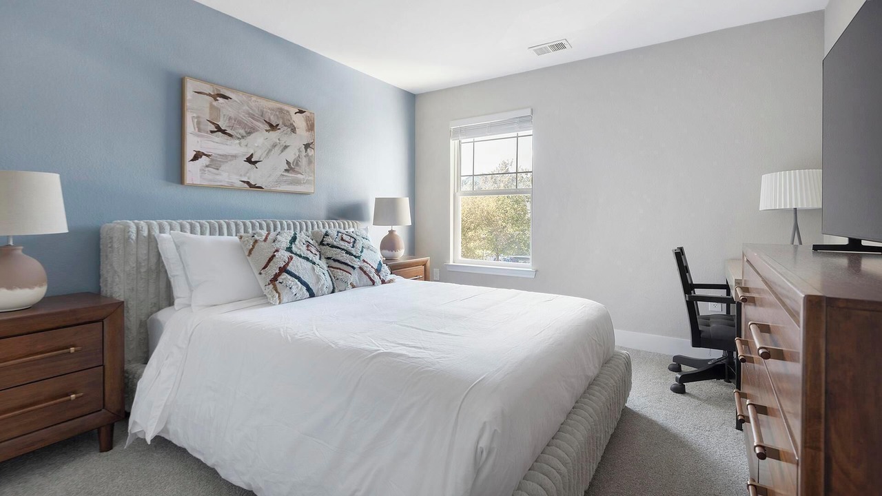 Photo of Bedroom in Eureka
