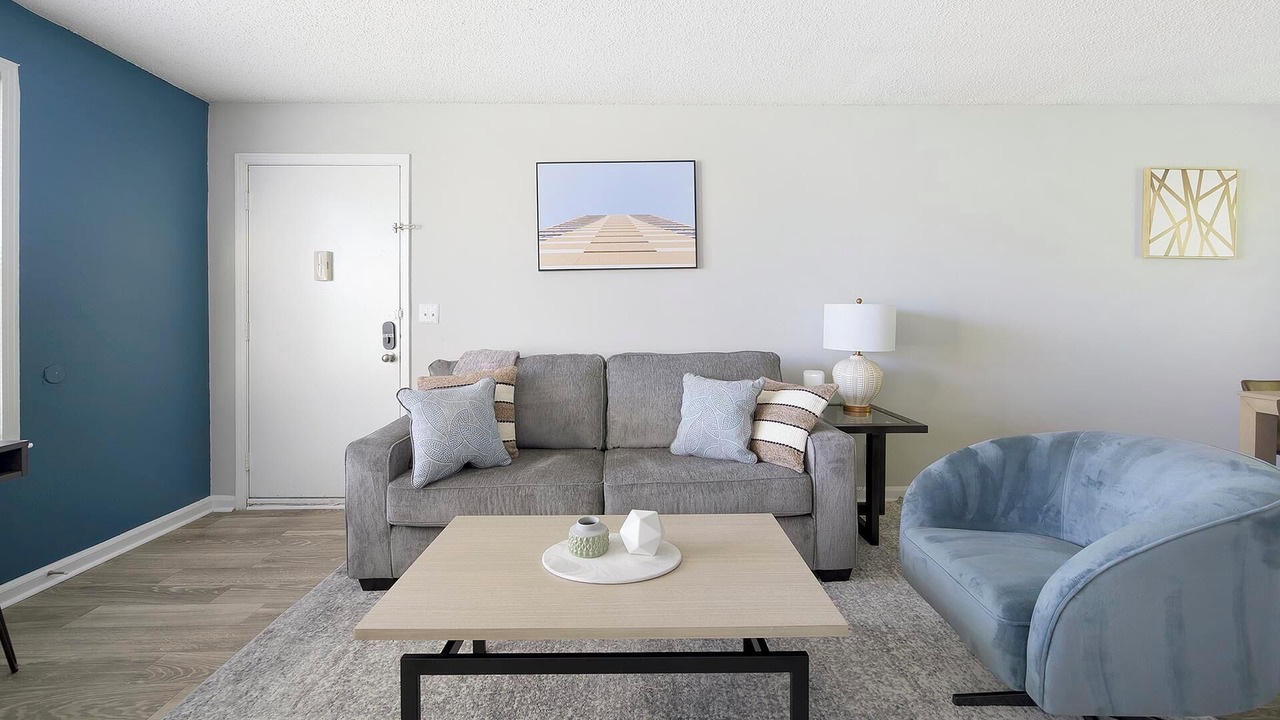 Photo of Livingroom in Hendersonville