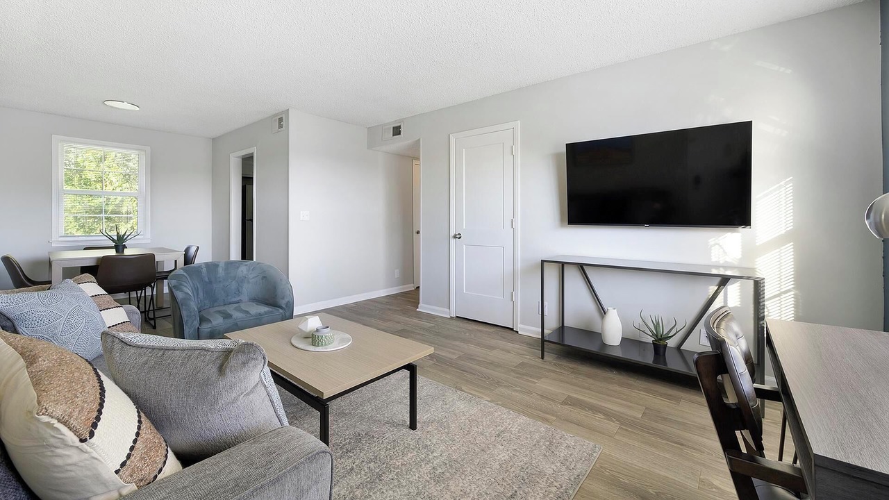 Photo of Livingroom in Hendersonville