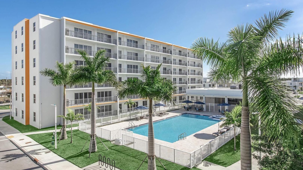 Photo of Outdoor in Naranja