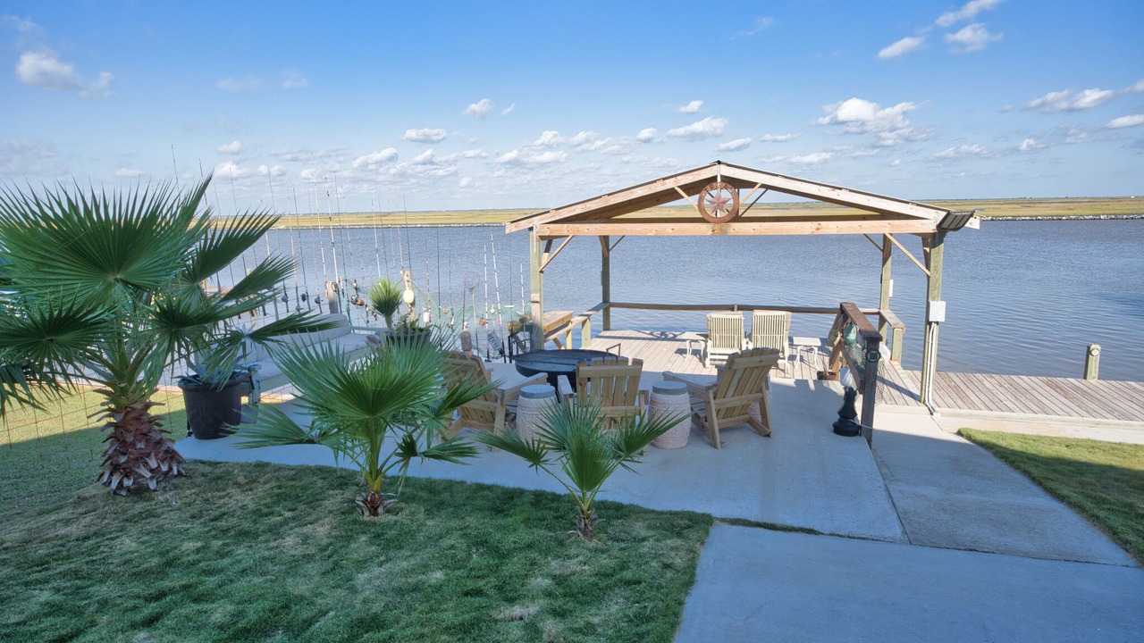 Photo of Patio Balcony in Cedar Lane